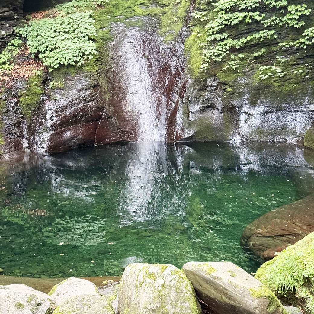 おしらじの滝